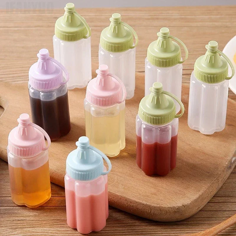 4Pcs Mini Sauce Bottles Condiment Dispenser Ketchup Bottle Mustard Salad Dressing Sauce Bento Container Kitchen Accessories