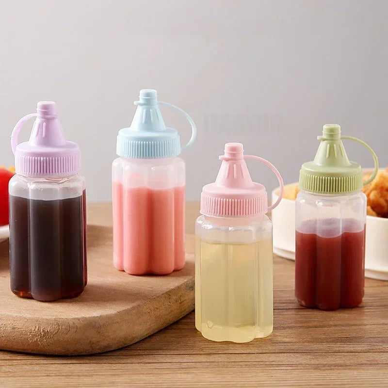 4Pcs Mini Sauce Bottles Condiment Dispenser Ketchup Bottle Mustard Salad Dressing Sauce Bento Container Kitchen Accessories