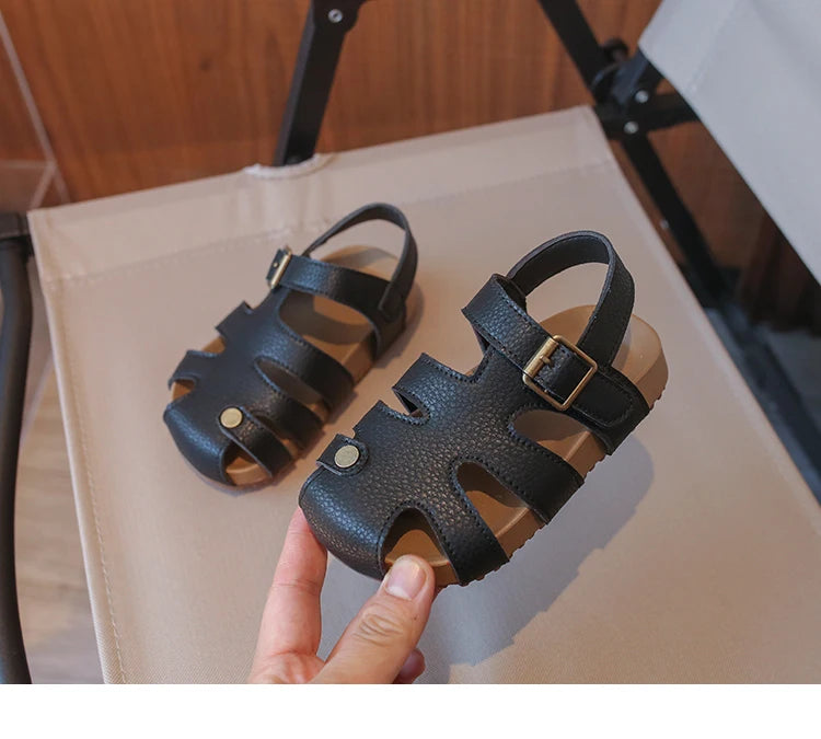 Toddler Boys Girls Toes Capped Sandals 2026 New Summer Kid Beach Barefoot Sandals Soft Sole Comfort Versatile Outdoor Daily Wear