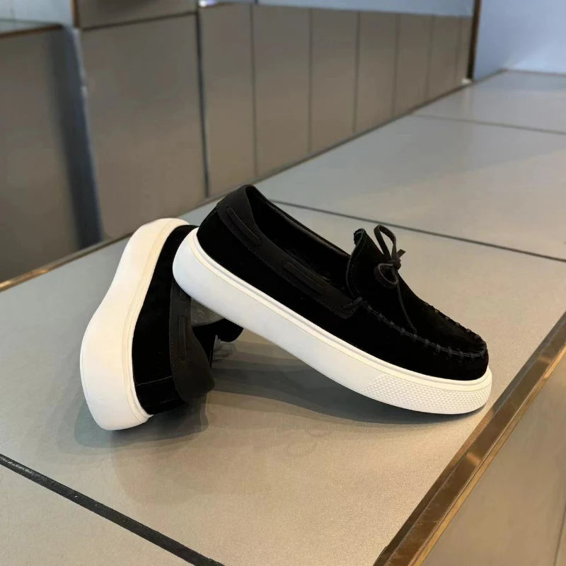 Men's Loafers Slip on Casual Shoes Retro Suede Leather Flat Shoes Fashion Platform Men Driving Shoes Luxury Brand New Dress Shoe